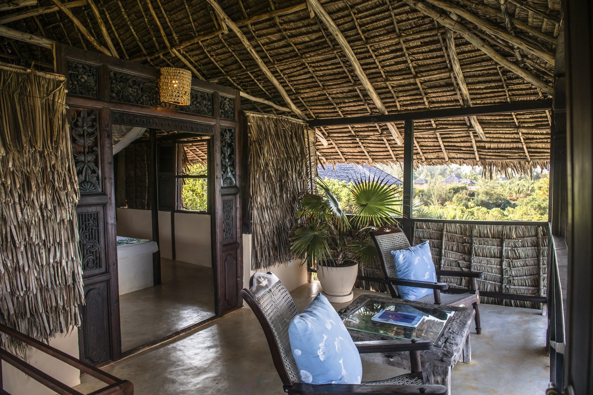 Lōkahi cabana · interior detail